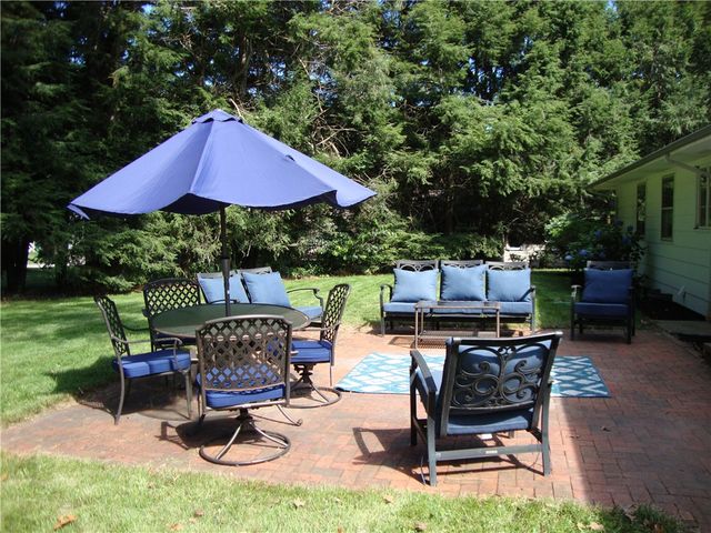 132 Timberline Road, Warwick, RI 02886