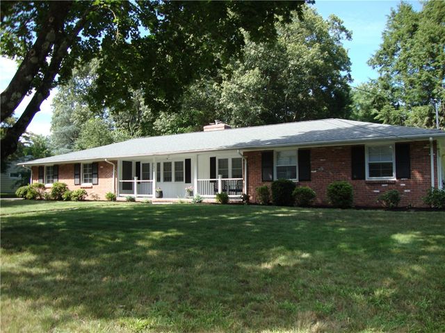 132 Timberline Road, Warwick, RI 02886