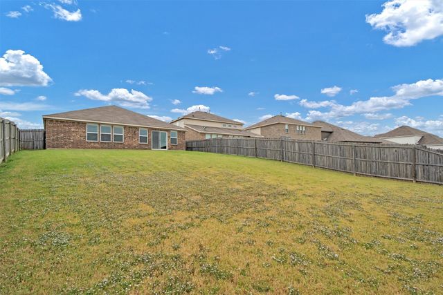5100 Royal Springs Drive, Forney, TX 75126