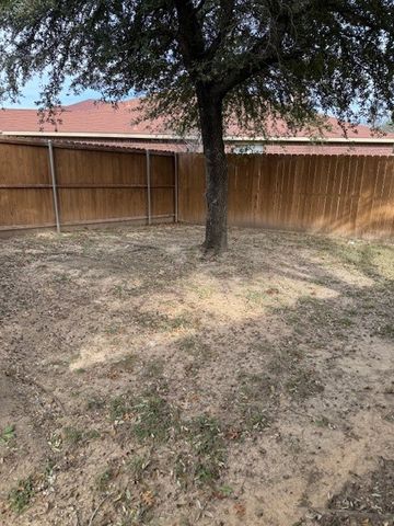 1620 Emma Drive, Dallas, TX 75241