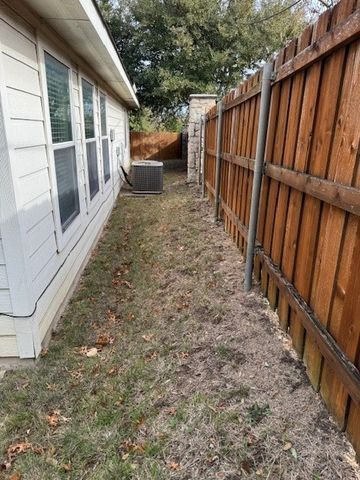 1620 Emma Drive, Dallas, TX 75241