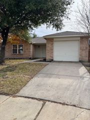 1620 Emma Drive, Dallas, TX 75241