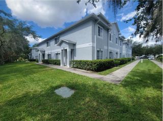 7326 E BANK DRIVE, Tampa, FL 33617