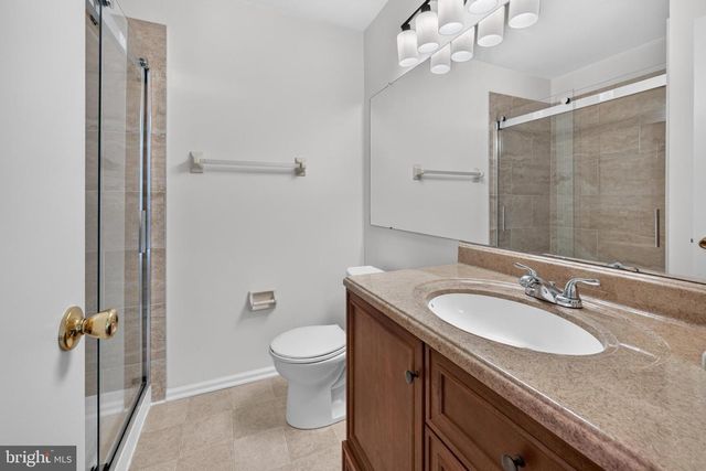 2706-B HEATHERSTONE CT, Mount Laurel, NJ 08054