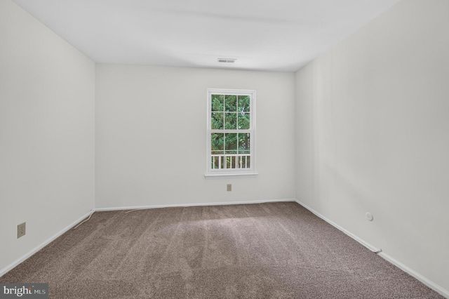 2706-B HEATHERSTONE CT, Mount Laurel, NJ 08054