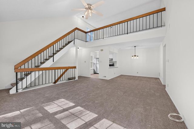 2706-B HEATHERSTONE CT, Mount Laurel, NJ 08054