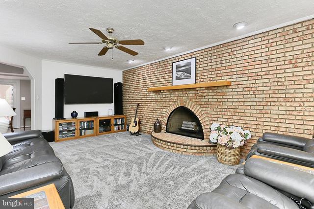 11166 DEUAUGHN CT, Fairfax Station, VA 22039