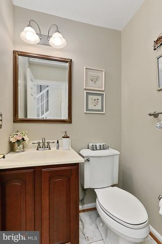 11166 DEUAUGHN CT, Fairfax Station, VA 22039