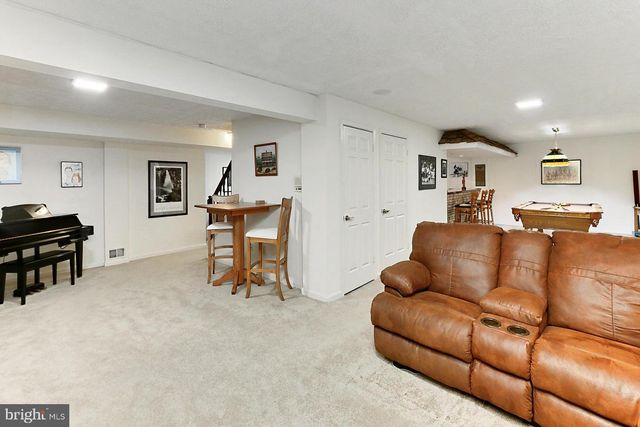 11166 DEUAUGHN CT, Fairfax Station, VA 22039