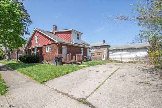 3211 W 116th Street, Cleveland, OH 44111