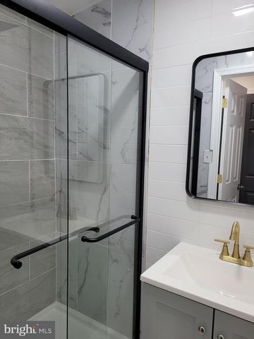 2502 FEDERAL ST, Philadelphia, PA 19146