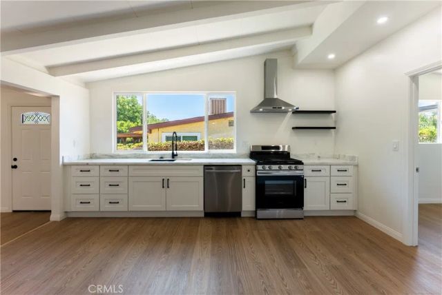 14916 Ryan, Sylmar, CA 91342
