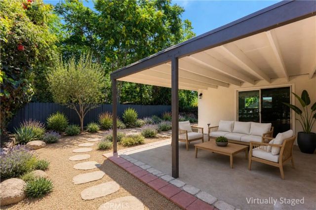 14916 Ryan, Sylmar, CA 91342