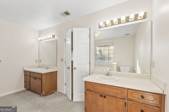 2940 Flintrock Way, Snellville, GA 30078