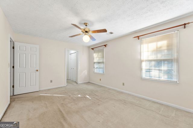 2940 Flintrock Way, Snellville, GA 30078