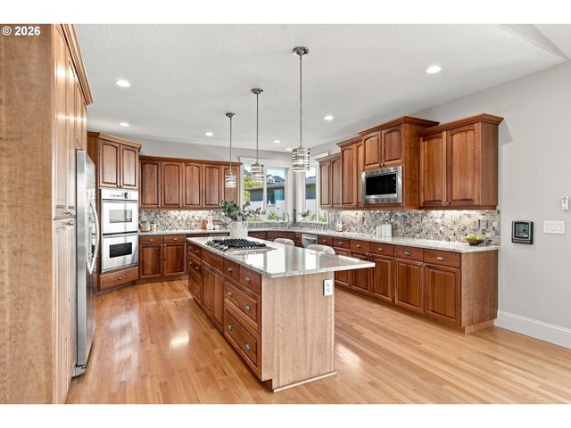 2966 W 2ND St, Washougal, WA 98671