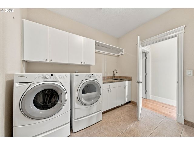 2966 W 2ND St, Washougal, WA 98671
