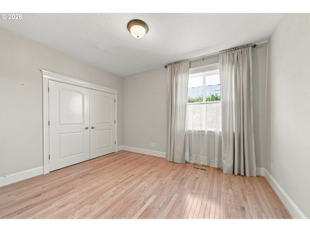 2966 W 2ND St, Washougal, WA 98671