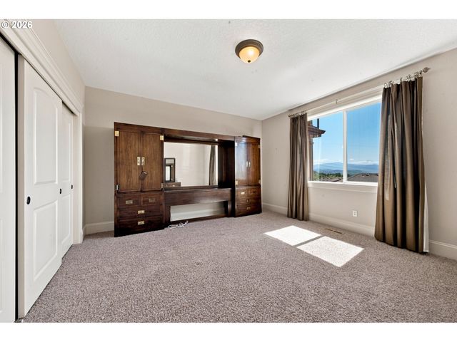 2966 W 2ND St, Washougal, WA 98671