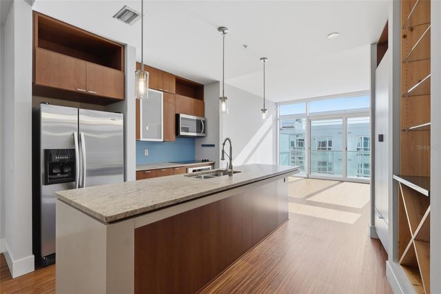 111 N 12TH STREET 1811, Tampa, FL 33602