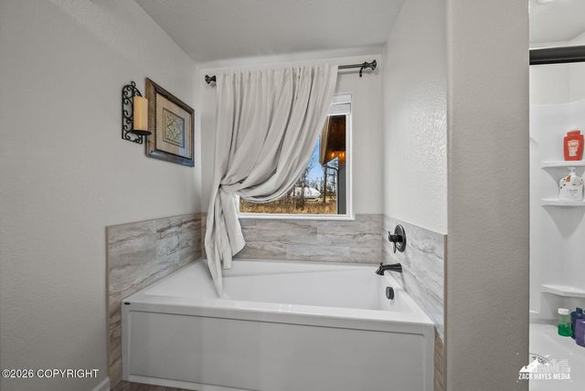 8348 E Fork Circle, Wasilla, AK 99654