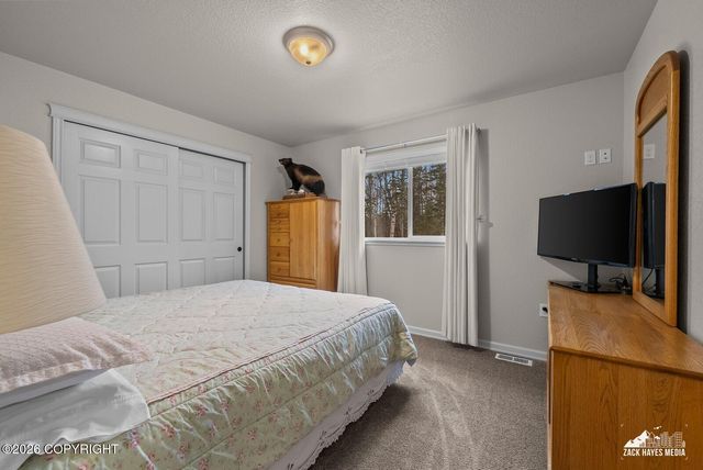 8348 E Fork Circle, Wasilla, AK 99654
