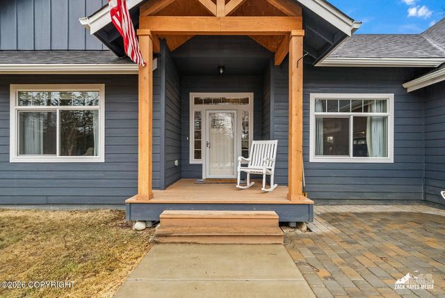 8348 E Fork Circle, Wasilla, AK 99654