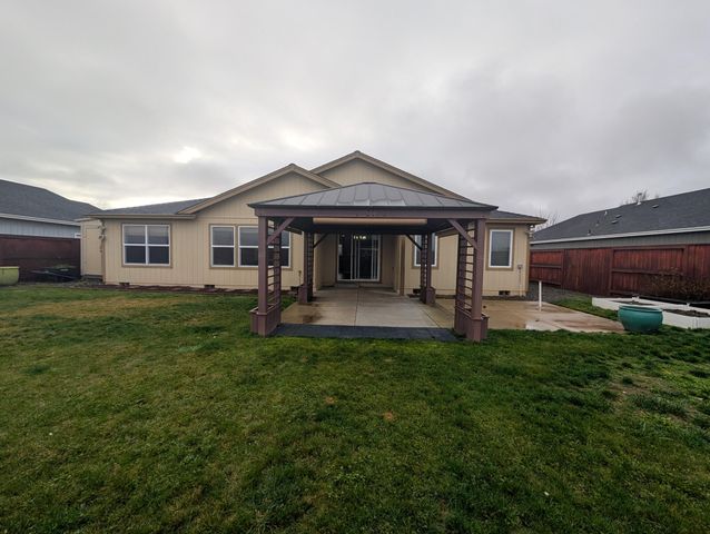 3973 Cole Drive, White City, OR 97503