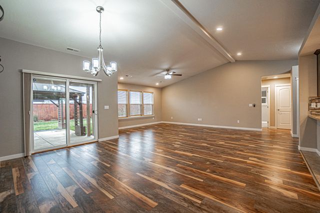 3973 Cole Drive, White City, OR 97503