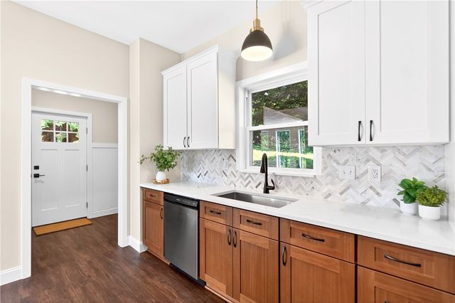 555 Thompson Run Rd, Ross Twp, PA 15237