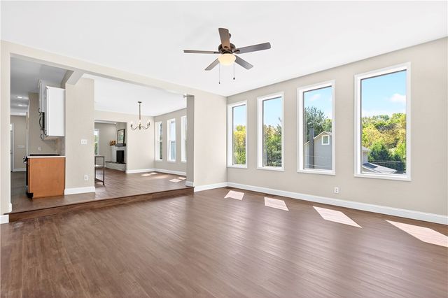 555 Thompson Run Rd, Ross Twp, PA 15237