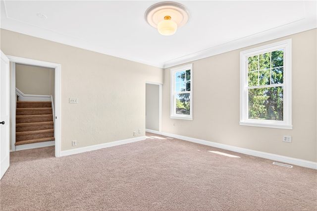 555 Thompson Run Rd, Ross Twp, PA 15237