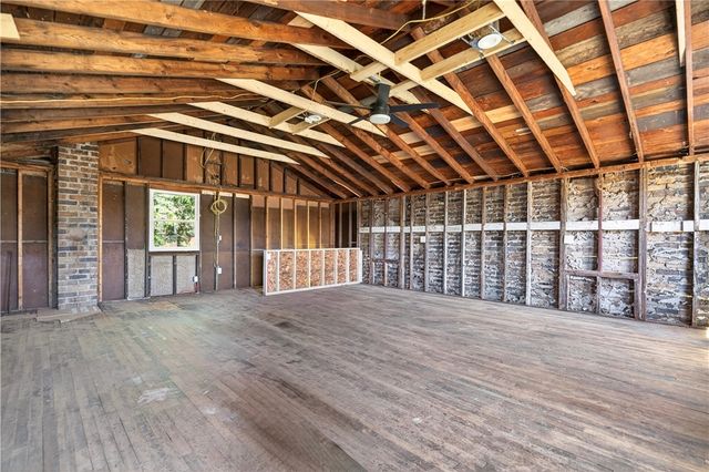 555 Thompson Run Rd, Ross Twp, PA 15237