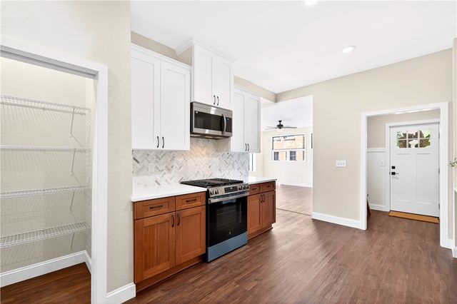 555 Thompson Run Rd, Ross Twp, PA 15237