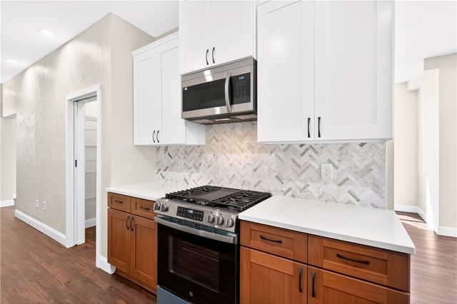 555 Thompson Run Rd, Ross Twp, PA 15237