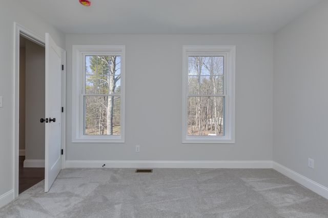 38 Lane Road, Candia, NH 03034