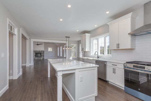 38 Lane Road, Candia, NH 03034