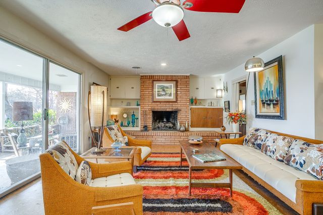 1525 Jenson Road, Fort Worth, TX 76112