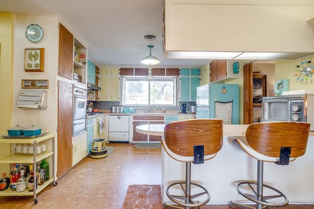 1525 Jenson Road, Fort Worth, TX 76112