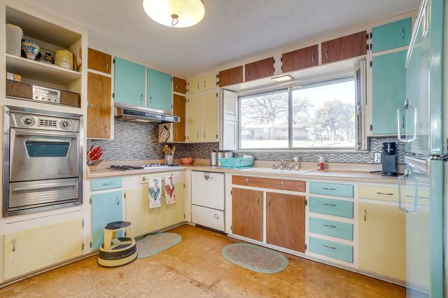 1525 Jenson Road, Fort Worth, TX 76112