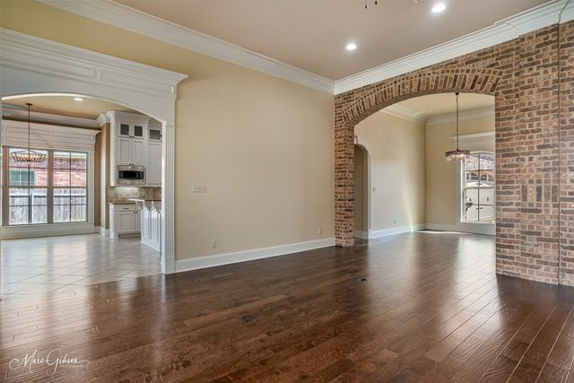 9572 Rochel Drive, Shreveport, LA 71115