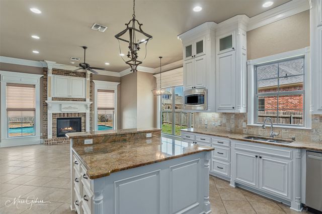 9572 Rochel Drive, Shreveport, LA 71115