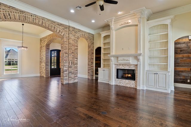 9572 Rochel Drive, Shreveport, LA 71115