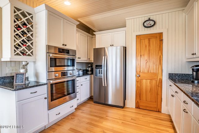 11 Windjammer Lane, Harbor Island, SC 29920