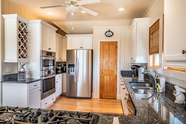 11 Windjammer Lane, Harbor Island, SC 29920