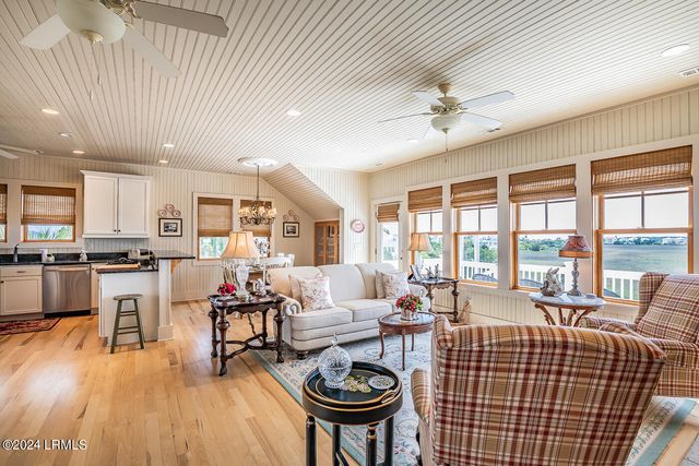 11 Windjammer Lane, Harbor Island, SC 29920