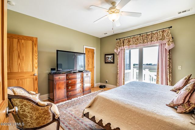 11 Windjammer Lane, Harbor Island, SC 29920
