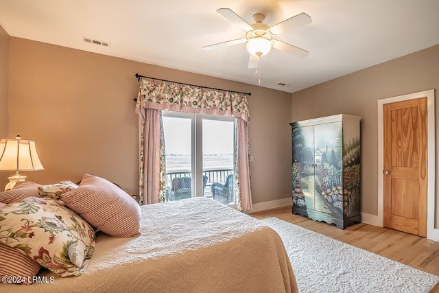 11 Windjammer Lane, Harbor Island, SC 29920