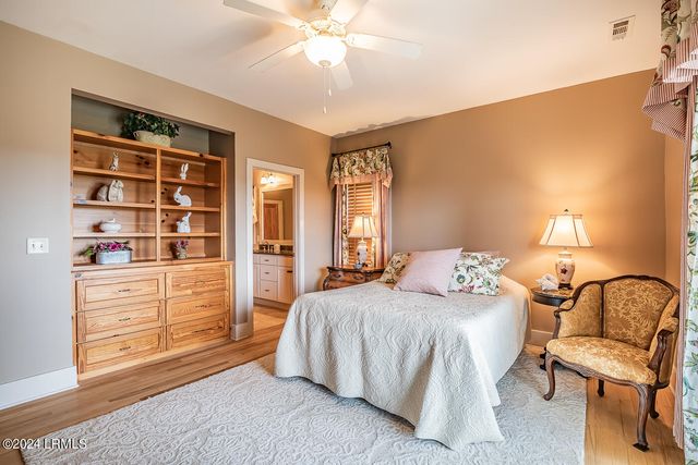 11 Windjammer Lane, Harbor Island, SC 29920