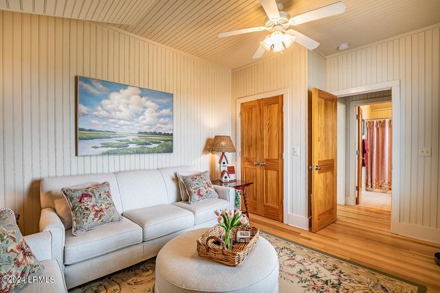 11 Windjammer Lane, Harbor Island, SC 29920